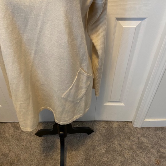 Design History size L oversized sweater - Picture 3 of 9